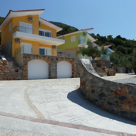 Shiraz Villas 卡拉马塔 外观 照片